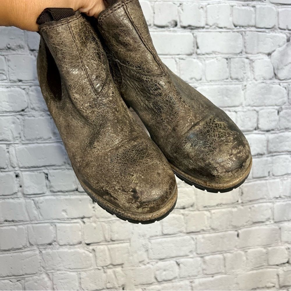 Diba True Taupe Distressed Crackle Leather Chunky Block Heel Booties Size 9 - Picture 4 of 9
